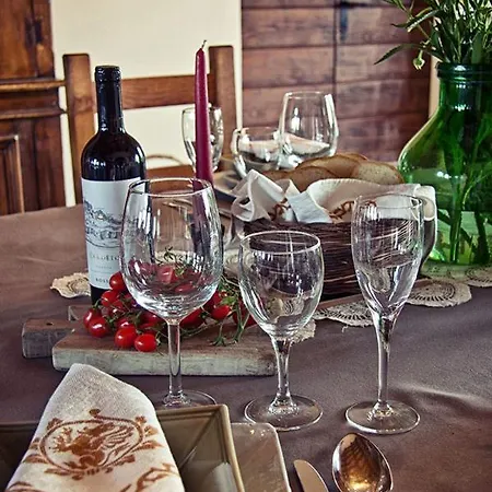 Apartment Sleeps 11 With Pool And Air Con Orvieto
