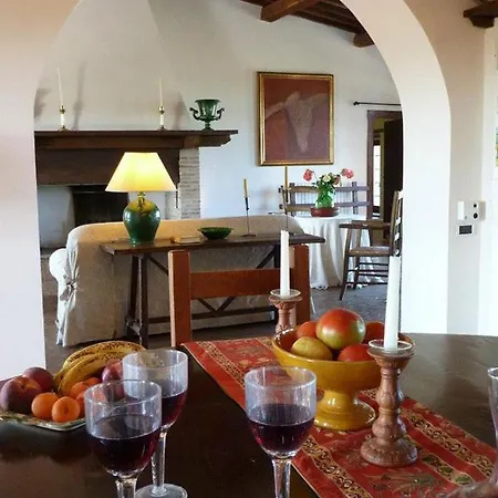 Apartment Sleeps 11 With Pool And Air Con