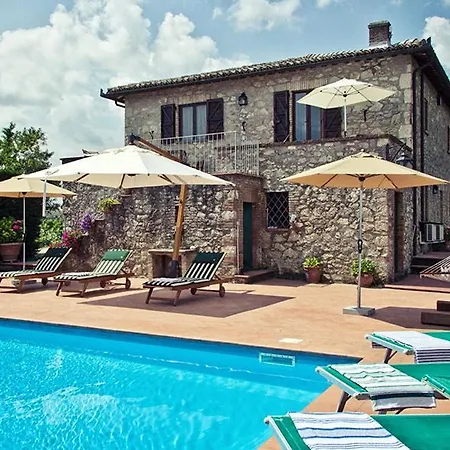 Apartment Sleeps 11 With Pool And Air Con *